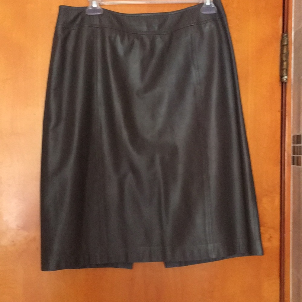 Ellen Tracy gray/brown leather skirt - size 10